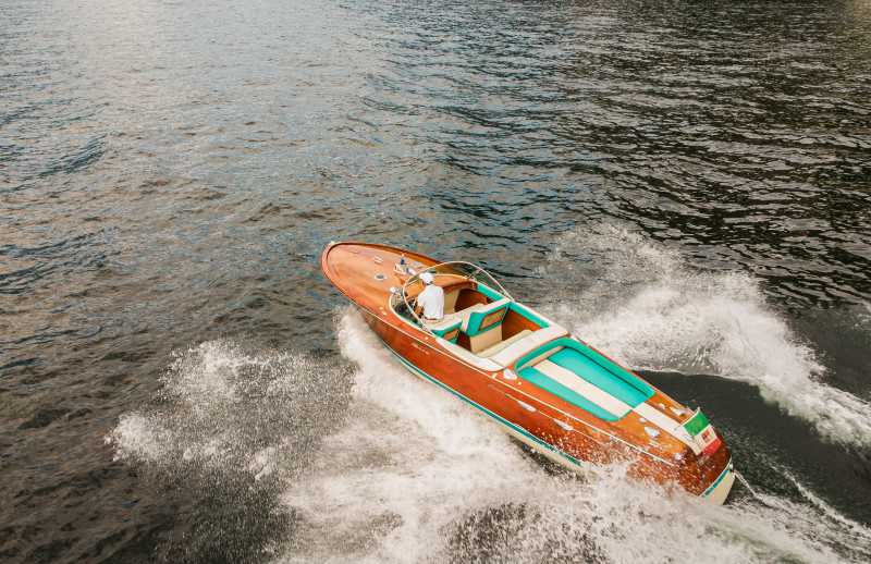 The Wonder Lake - riva aquarama 