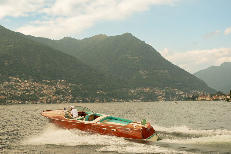 Riva aquarama | Wooden boat rental como | Como Classic Boats | Wooden ...